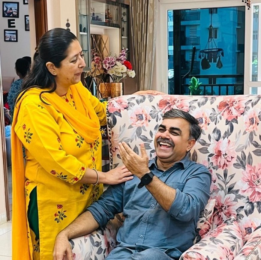 Trending: अहमदाबाद विमान हादसा- आगरा के दंपति नीरज और अपर्णा लवानिया की दुखद मृत्यु, परिवार और गांव में मातम। 