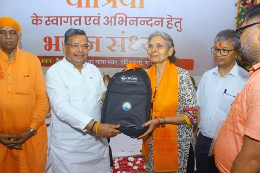 Lucknow News: आस्था और सनातन के बल पर भारत फिर सोने की चिड़िया बनेगा- पर्यटन मंत्री जयवीर सिंह 