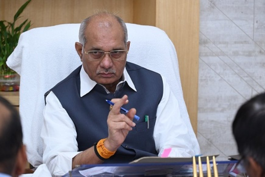 Lucknow News: कार्यों में लापरवाही करने वाले अधिकारियों पर सख्त कार्रवाई की जाएगी- धर्मपाल सिंह