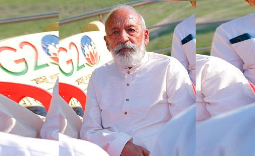 Agra News: आगरा में जलकल विभाग में उत्कृष्ट सेवाएं प्रदान करने के लिए जाने जाते हैं इंजीनियर राजकुमार शर्मा, आज है जन्मदिन। 