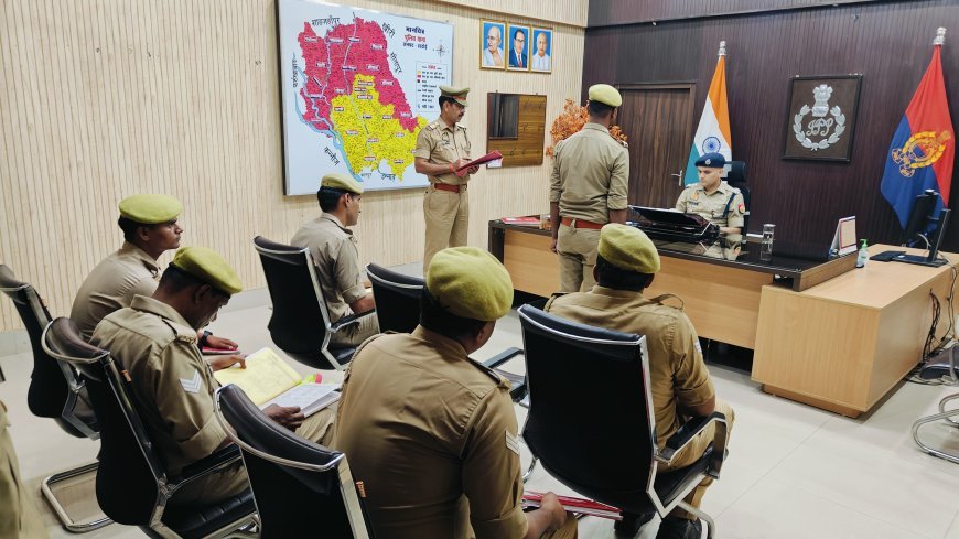 Hardoi News: हरदोई में पुलिस अधीक्षक ने की बीट आरक्षियों की समीक्षा, पूर्वी जोन के 12 आरक्षियों को दिए गए आवश्यक निर्देश