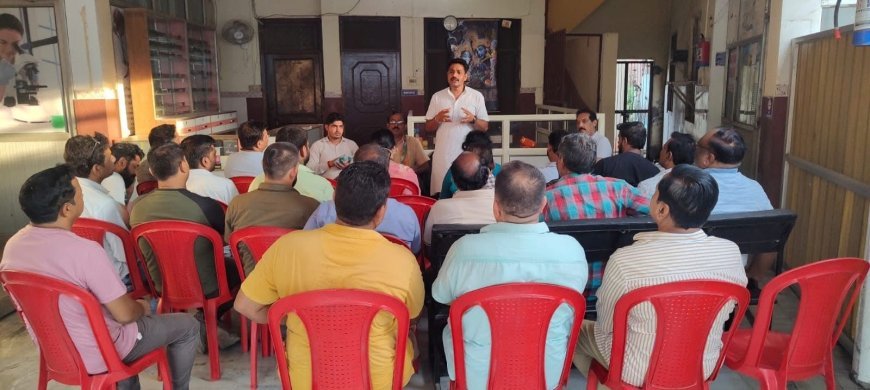 Deoband News: देवबंद में भाजपा मंडल कार्यशाला- यशवंत राणा ने कार्यकर्ताओं को दिया ‘मन की बात’ और ‘एक पेड़ माँ के नाम’ का संदेश