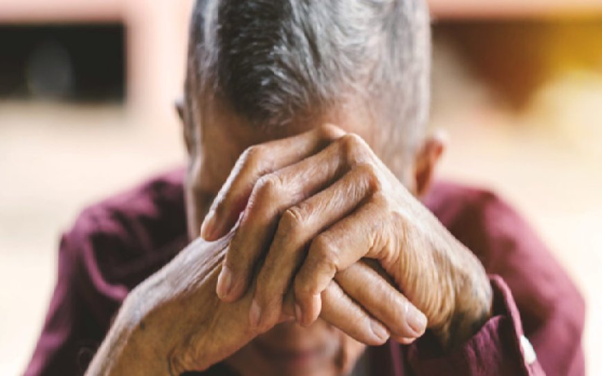 नोएडा में वृद्धाश्रम से अमानवीय स्थिति में 39 बुजुर्गों को बचाया गया: तहखाने जैसे कमरों में कैद, बदहाल हालत में मिले। 