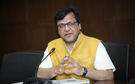 Lucknow News : प्रथम तिमाही माह में 14229 करोड़ रुपये लगभग 98.8 प्रतिशत राजस्व प्राप्त करने में सफलता, माह जून में आबकारी विभाग ने 4458.22 करोड़ रुपये राजस्व अर्जित किया