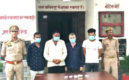 Hardoi News : कासिमपुर में जुआ अड्डे पर पुलिस की छापेमारी, चार आरोपी गिरफ्तार, नकदी और ताश बरामद