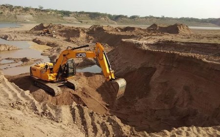 Yamuma's Illegal Mining: किसानों के अन्न क्षेत्र को लील रहा है अवैध खनन, लगाम लगाने को टास्क फोर्स नियमित रूप से का रही है निगरानी