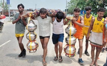 Sawan 2025: आगरा के मुस्लिम भाइयों की शिव भक्ति- साजिद और सनी 151 किलो कांवड़ लेकर बटेश्वर में करेंगे जलाभिषेक, बोले- 'हम पहले सनातनी, बाद में मुस्लिम।