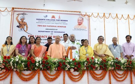 सीएम योगी ने समाज में विभेद पैदा करने वालों पर जमकर साधा निशाना: बोले योगी- जहां संवाद बाधित होगा, वहीं पर संघर्ष की स्थति पैदा होगी। 