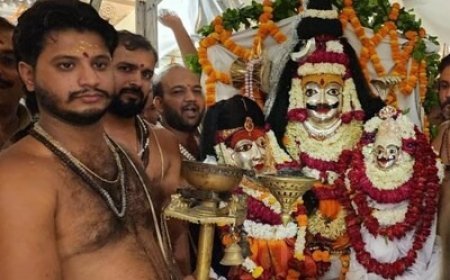 Varanasi : बाबा विश्वनाथ का होगा विशेष श्रृंगार, गौरी शंकर स्वरूप में देंगे दर्शन, सावन के हर सोमवार को विभिन्न स्वरूपों में होता है बाबा का श्रृंगार