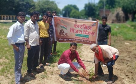 Kargil Vijay Diwas: कारगिल विजय दिवस के अवसर पर वीर शहीदों को श्रद्धांजलि।