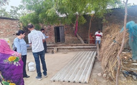 जीरो पावर्टी की पहली लाभार्थी रूबी का बनने लगा सपनों का आशियाना, रूबी के पति रामसागर को पहले ही योगी सरकार दिला चुकी है नौकरी। 