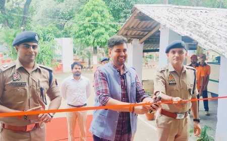 Hardoi : डीएम- एसपी ने जिला कारागार में बंदी रेडियो का किया शुभारंभ, सुरक्षा व्यवस्था का लिया जायजा