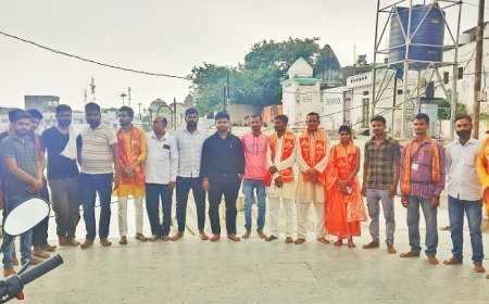 अंतर्राष्ट्रीय हिंदू परिषद राष्ट्रीय बजरंगदल की योजना बैठक, मिश्रिख नगर महर्षि दधीचि मंदिर में संपन्न हुई।