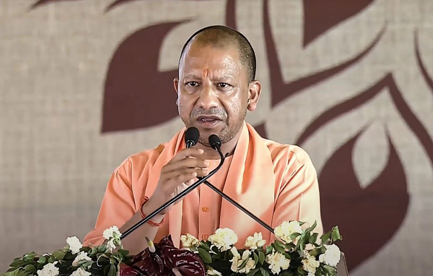 Lucknow News : प्रदेश को ‘वन ट्रिलियन डॉलर’ की इकॉनमी बनाएगा CM योगी (Yogi) का ‘ड्रीम प्रोजेक्ट’, 27 क्लस्टर्स में मैन्युफैक्चरिंग व लॉजिस्टिक्स इकाइयों की होगी स्थापना