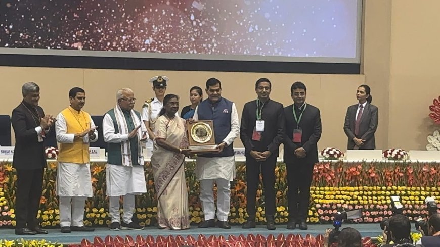 Lucknow : लखनऊ को देश में तीसरा स्थान, प्रयागराज को महाकुंभ के लिए विशेष सम्मान, स्वच्छता सर्वेक्षण 2024 में उत्तर प्रदेश को ऐतिहासिक उपलब्धि 