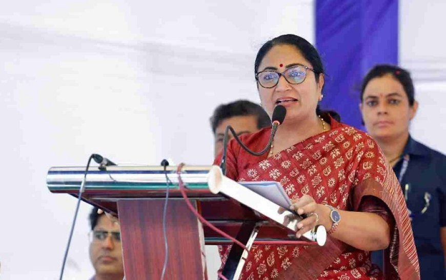 दिल्ली सरकार की मुफ्त लैपटॉप योजना, 1200 मेधावी छात्रों को i7 लैपटॉप और 175 स्कूलों में ICT लैब।