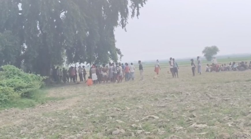 संदिग्ध परिस्थितियों में युवक ने पेड़ से लटक कर दी जान, 3 दिन से था लापता, सूचना देने के बाद भी डेढ़ घंटा देर में पहुंची पुलिस। 