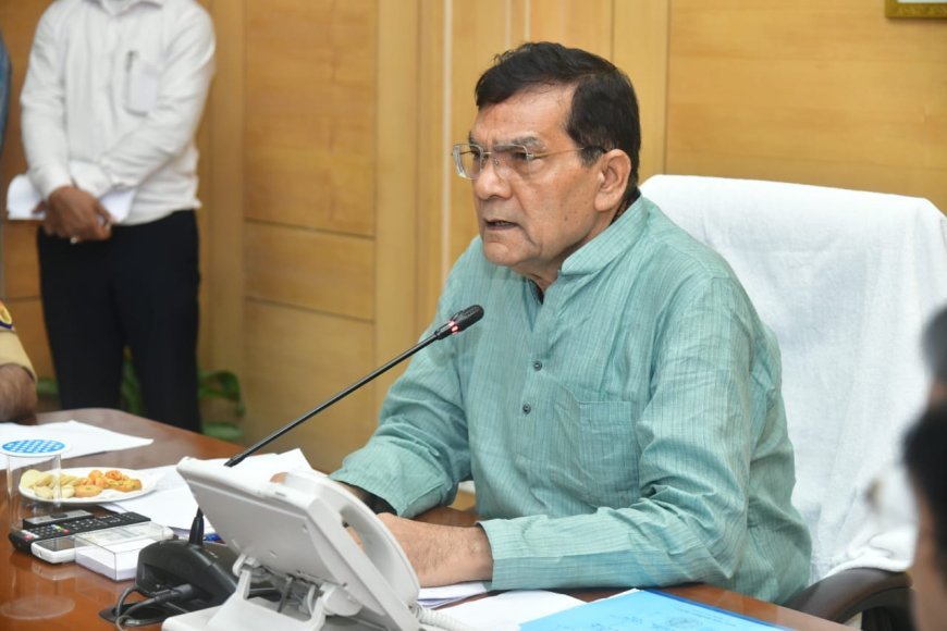 Lucknow : ऊर्जा मंत्री ए.के. शर्मा ने शक्ति भवन में की उच्चस्तरीय बैठक, विद्युत आपूर्ति सेवाओं में सुधार को लेकर दिए सख्त निर्देश