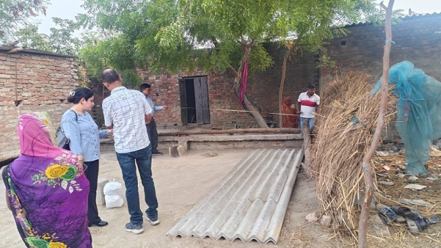 जीरो पावर्टी की पहली लाभार्थी रूबी का बनने लगा सपनों का आशियाना, रूबी के पति रामसागर को पहले ही योगी सरकार दिला चुकी है नौकरी। 