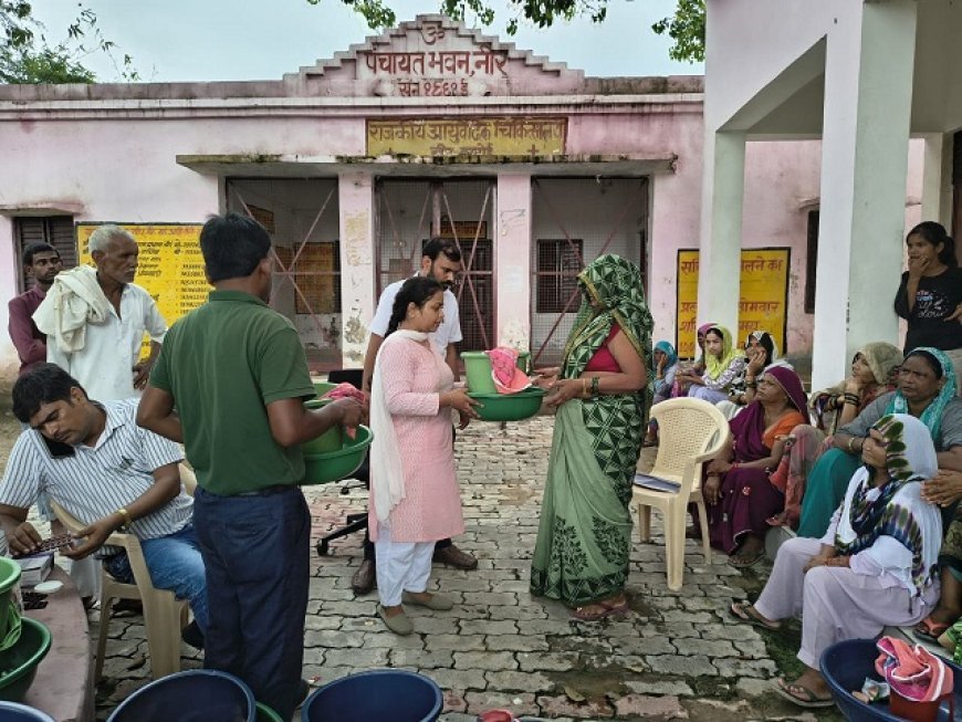 राष्ट्रीय फाइलेरिया उन्मूलन कार्यक्रम: अहिरोरी ब्लॉक में 26 रोगियों को एमएमडीपी किट वितरण व प्रशिक्षण। 