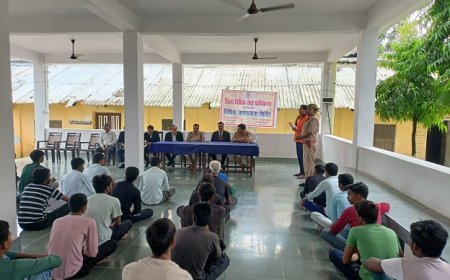 जिला कारागार हरदोई में विधिक जागरूकता शिविर: बंदियों को अधिकारों, प्ली-बारगेनिंग और नशे के दुष्प्रभावों की जानकारी। 