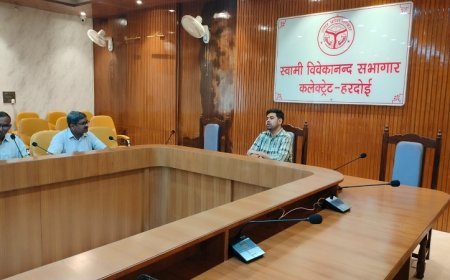 विवेकानंद सभागार में नेडा व विद्युत विभाग की बैठक: पीएम सूर्यघर योजना में तेजी और निर्बाध विद्युत आपूर्ति के निर्देश। 