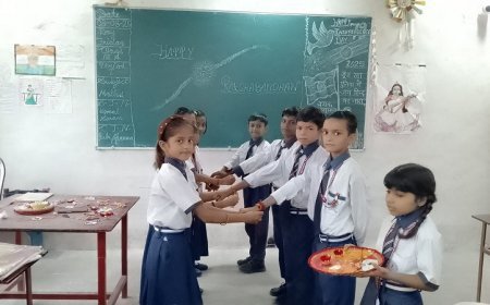 हर घर तिरंगा अभियान के तहत जागरूकता रैली व राखी पर्व का उत्सव: देशभक्ति और भाई-बहन के प्रेम का संगम। 