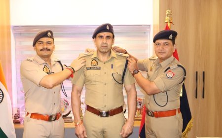 रैंक प्रतीक से सजी वर्दी: एसपी-एएसपी ने अनुज चौधरी को दी बधाई और शुभकामनाएं