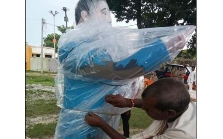 Hardoi : शाहाबाद में डॉ. भीमराव अंबेडकर की प्रतिमा का प्लास्टर टूटा, पुलिस ने कराया सुधार