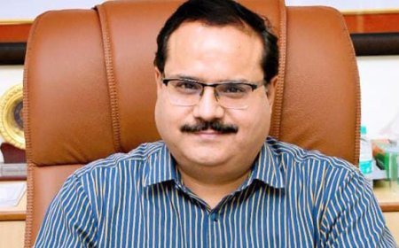 Lucknow : UP में स्थित पते पर पंजीकृत 121 राजनैतिक दलों को कारण बताओ नोटिस जारी, पिछले 06 सालों में कोई निर्वाचन नहीं लड़ा, देखें लिस्ट