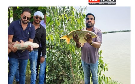 Lucknow : सफलता की कहानी- डबल इंजन सरकार का साथ, असलम की सफलता ने चूम लिया 'आकाश'