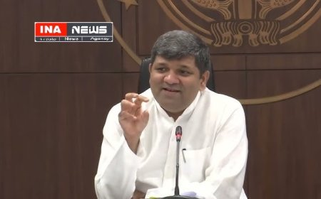 Lucknow : प्राविधिक शिक्षा मंत्री आशीष पटेल ने इंजीनियरिंग कॉलेजों की प्रगति और वन ट्रिलियन डॉलर इकोनॉमी लक्ष्य पर की चर्चा