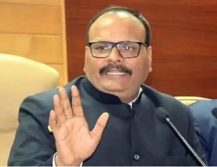 बाबरी के चंदे और मदरसों के कदाचार पर भी बोल दें अखिलेश, वोट बैंक हो जाएगा नाराज : ब्रजेश पाठक 