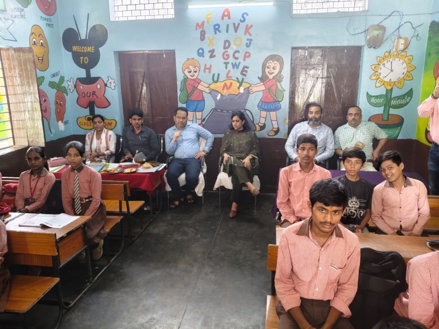 Hardoi : सीडीओ के निर्देशन में नवीन एआरपी चयन के लिए माइक्रो टीचिंग परीक्षा का आयोजन, 2 आवेदक अनुपस्थित