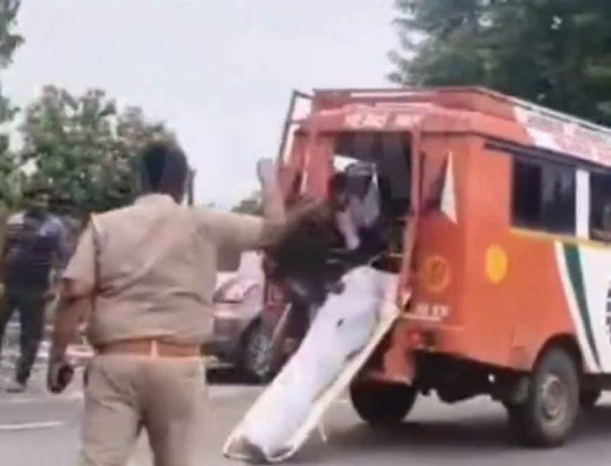 गोंडा में शव को चलती एंबुलेंस से सड़क पर फेंकने का मामला, चार गिरफ्तार, जांच जारी।