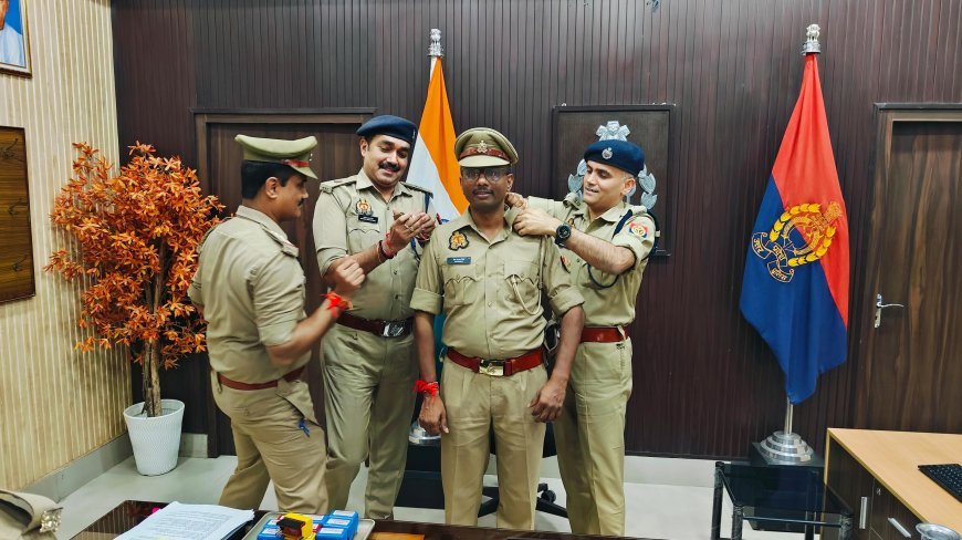Hardoi : कछौना थानाध्यक्ष प्रेम सागर को मिली निरीक्षक पद पर पदोन्नति, पुलिस अधीक्षक ने दी बधाई