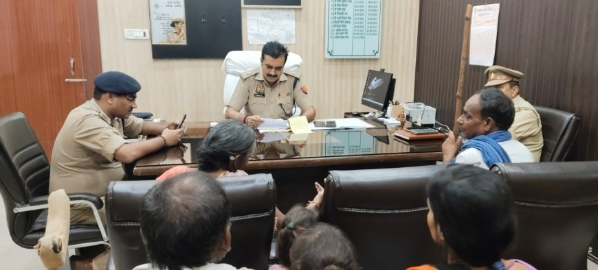 Hardoi : जनसुनवाई में अपर पुलिस अधीक्षक ने 95 शिकायतों पर दिए निर्देश
