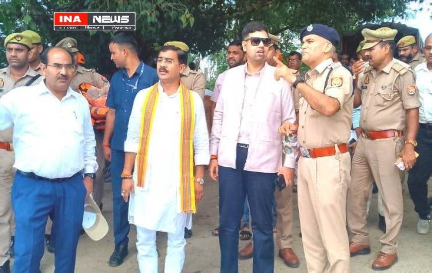 Hardoi : बिलग्राम में बाढ़ प्रभावित क्षेत्रों का विधायक आशीष सिंह सहित डीएम- एसपी ने निरीक्षण कर राहत कार्यों की समीक्षा की