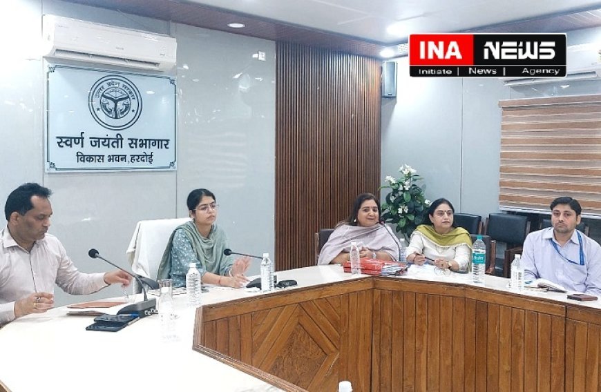 हरदोई में लैंगिक समानता और संवेदीकरण कार्यशाला: शिक्षकों को बच्चों और अभिभावकों में जागरूकता बढ़ाने का निर्देश। 