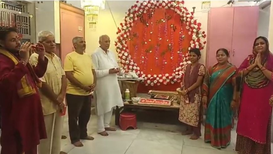 Sambhal : सम्भल में शिव मंदिर से हटी साईं प्रतिमा, गणेश की प्रतिमा होगी स्थापित