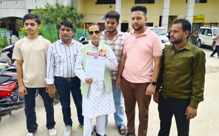 Sambhal : ईद मिलादुन्नबी के जुलूस की व्यवस्थाओं को लेकर सौंपा ज्ञापन, शराब की दुकाने बंद करने की मांग