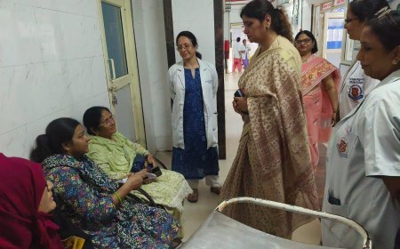 Lucknow : अध्यक्ष डॉ. बबीता सिंह चौहान ने वीरांगना अवंतीबाई महिला चिकित्सालय (डफरिन) एवं क्वीन मैरी महिला चिकित्सालय का निरीक्षण किया