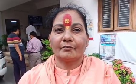 Sambhal : साध्वी गीता प्रधान का बड़ा बयान- बाबा बागेश्वर देश को हिन्दू राष्ट्र बनाने का कर रहे काम, योगी सरकार नहीं बख्शेगी भूमाफिया