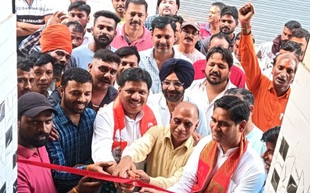 Uttrakhand : नि:शुल्क स्वास्थ्य शिविर का आयोजन, भाजपा कार्यकारिणी सदस्य मोहन पाल ने रिबन काटकर शुभारंभ किया