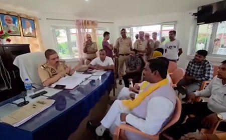 Hardoi : 'पीले गमछे वालों को भगाओ', दरोगा के बिगड़े बोल और पुलिस पर रिश्वतखोरी का गंभीर आरोप, नाबालिग किशोरी भगाने के मामले में दारोगा ने मांगे 20 हजार