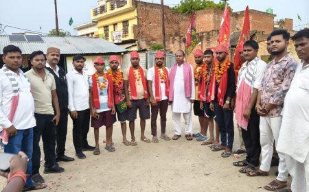 Sitapur : समाजवादी युवाओं की पीडीए संकल्प यात्रा का शुभारंभ