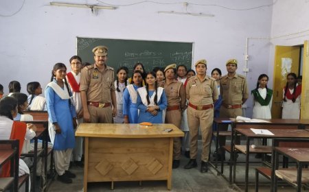 Hardoi : मिशन शक्ति अभियान के तहत पुलिस ने छात्राओं को किया जागरूक