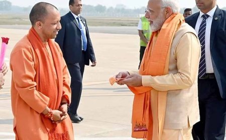 Greater Noida : पीएम मोदी और सीएम योगी ने किया यीडा पवेलियन का अवलोकन