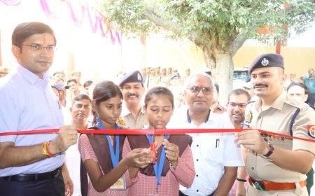 Sambhal : सम्भल में सिटी मजिस्ट्रेट कार्यालय का उद्घाटन, मिशन शक्ति के तहत बालिकाओं ने काटा फीता