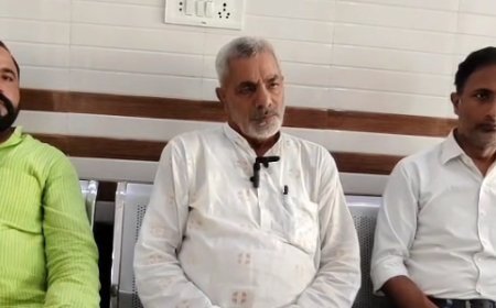 Sambhal : सम्भल-रामपुर के नए प्रभारी खुर्शीद आलम का बड़ा बयान – 'संविधान रहेगा तो देश रहेगा, संविधान से बड़ा कोई धर्म नहीं'